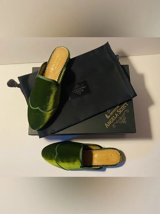 THE OFFICE OF ANGELA SCOTT Miss Adelaide Green Velvet Mules Size 36 US 6 NIB NEW - Picture 8 of 9